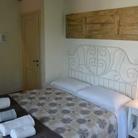 Corte San Lazzaro Vendégház Lucca